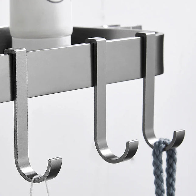 Černá polička na sprchovou tyč